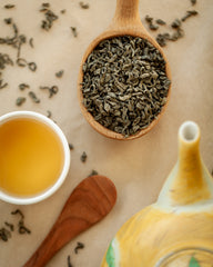Green Tea - 4 oz loose tea - Young hyson (high quality) tea leaves with a full-bodied, pungent taste and is golden in color.